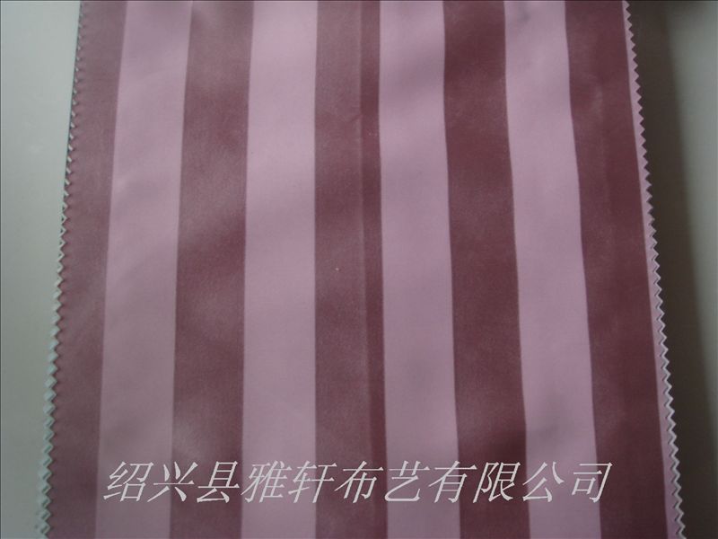 供應(yīng)亮光條子遮光布多少錢遮光布有毒嗎不含甲醛的工程布
