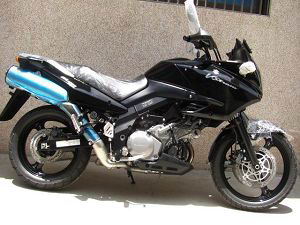 供應(yīng)鈴木-Strom DL1000摩托車跑車