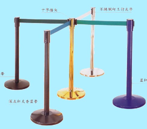 供應深圳鐵制品加工公司**鑄造隔離護欄，隔離護欄銷售，隔離護欄送貨上門