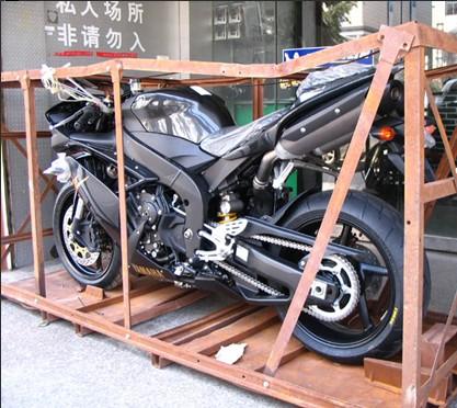 供應進口摩托車跑車專賣 2011 YAMAHA YZF R1（特別版）