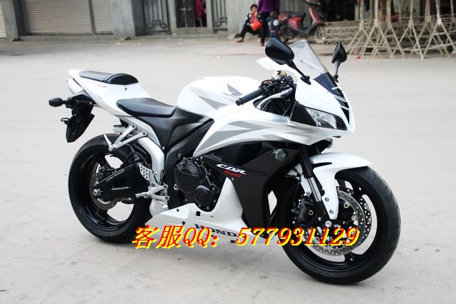 供應城市跑車本田CBR600F5摩托車