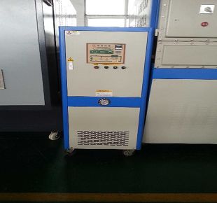 供應濱州油溫機,反應釜導熱油電加熱爐