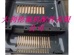 供應徐工210挖掘機引擎蓋