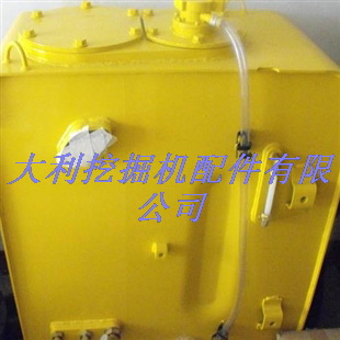 供應(yīng)徐工150挖掘機(jī)油箱