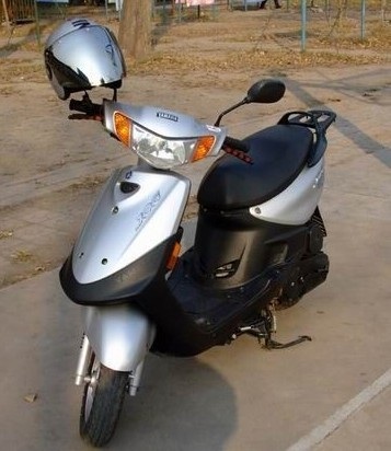 供應(yīng)常州雅馬哈福喜100摩托車銷售