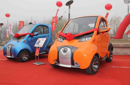 富路車業 威威A01 電動汽車 電動轎車