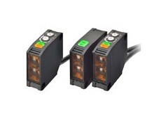 供應E2FM-QX1R5D1 2M歐姆龍光電開關