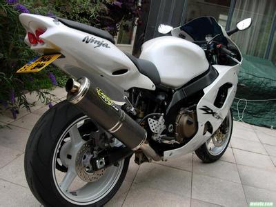 供應川崎ZX-9R