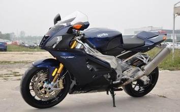 供應阿普利亞RSV1000