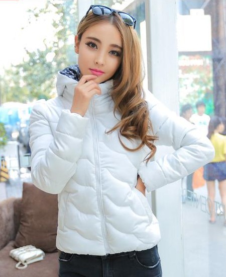 供應(yīng)新疆下雪啦都穿厚的較*羽絨服批發(fā)較*毛衣**批發(fā)本廠支持走量