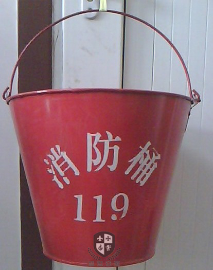 供應北京消防桶單雙排消防架消防鍬上地大廈*銷售年檢加粉批發