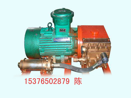 供應(yīng)掘進機機載噴霧泵