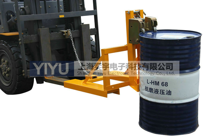 供應(yīng)叉車用油桶搬運(yùn)器,鷹嘴夾桶器,油桶夾具，油桶卸桶器廠家**