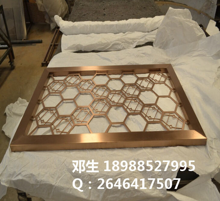 中式鋯金粗砂展廳尚東家居不銹鋼屏風網格隔斷廠家電話聯系方式