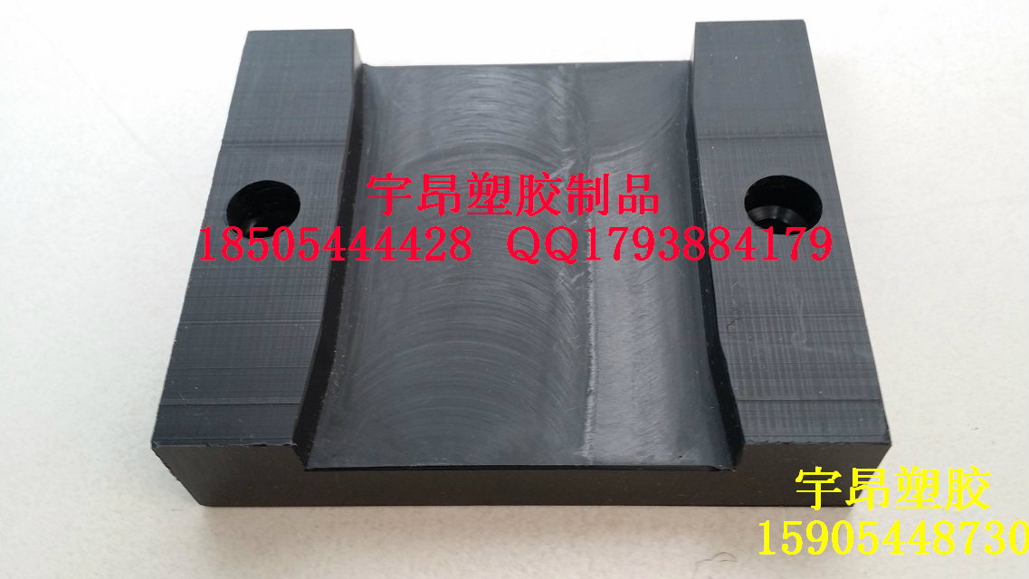 供應(yīng)碼頭護(hù)弦貼面板青島聚護(hù)弦板