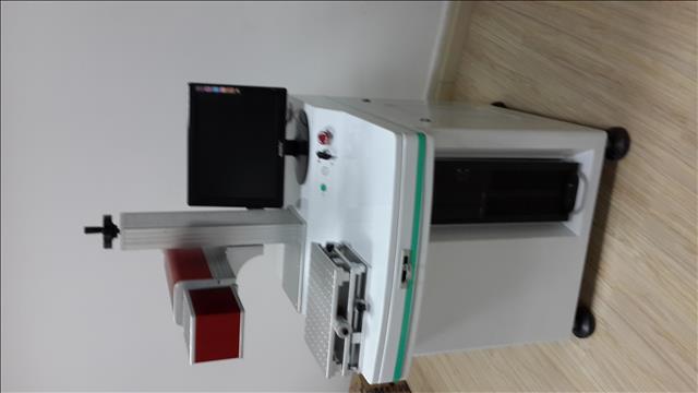 供應二氧化碳激光打標機30W  噴碼機
