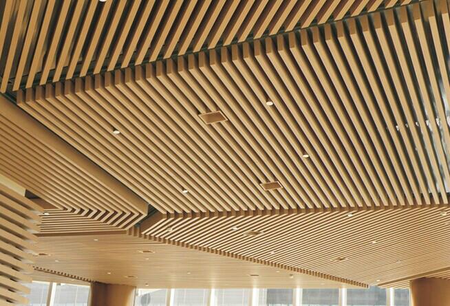 福建福州萬象城木紋鋁方通