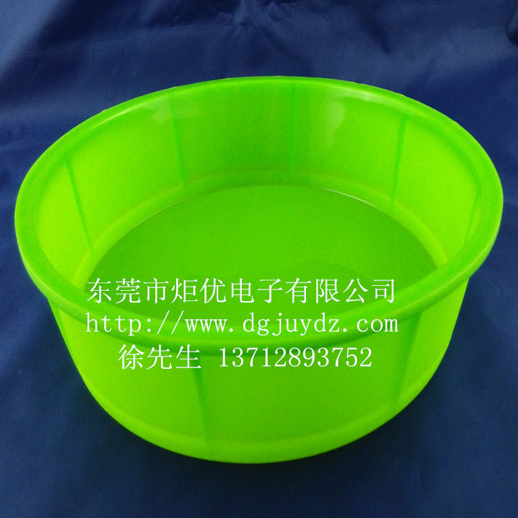 廠家大量**供應   硅膠蛋糕盤  蛋糕盒