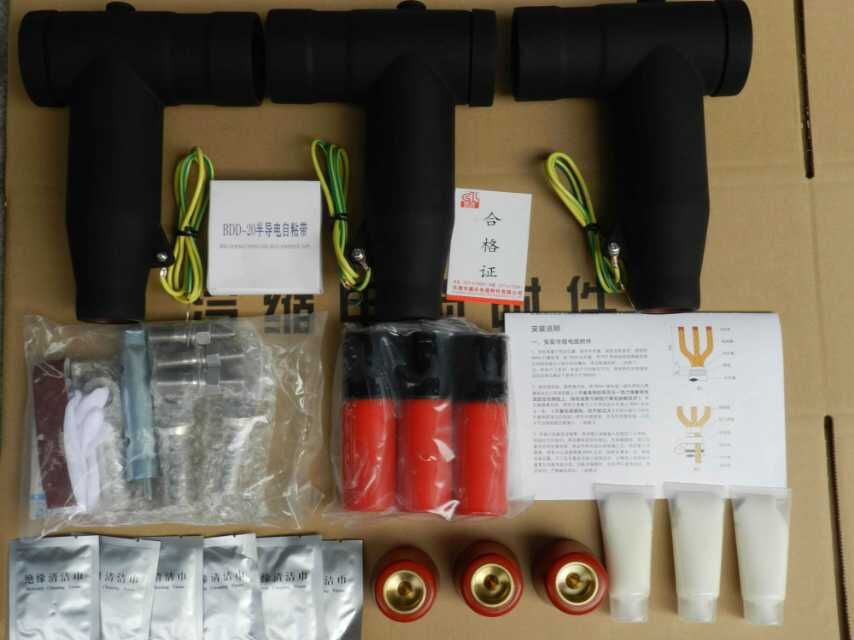供應(yīng)10KV歐式可觸摸前接頭[歐式分支箱**】