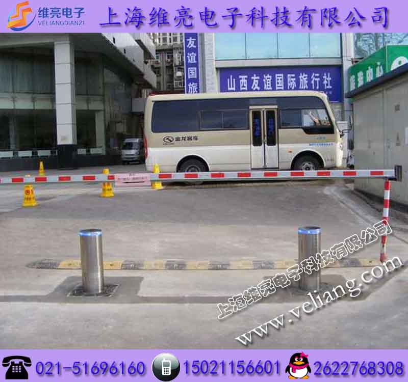 供應刷卡液壓升降柱，發光液壓升降柱，智能液壓升降柱，**液壓升降柱
