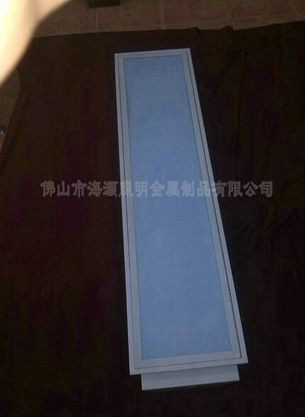 供應(yīng)標(biāo)準(zhǔn)1200×300吊線燈設(shè)計(jì)
