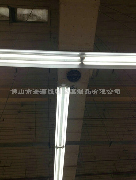 供應(yīng)**生產(chǎn)超市線槽燈