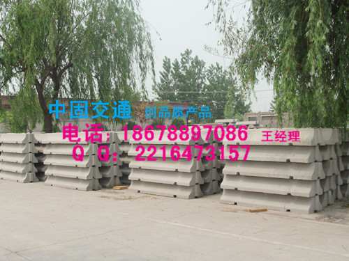 青島水泥墩-18678897086-膠州市水泥隔離墩價格