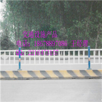 供應聊城隔離墩&水泥防撞墩-18678897086王