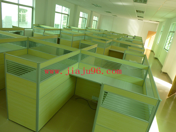 供應龍華辦公屏風廠家**-深圳辦公家具廠