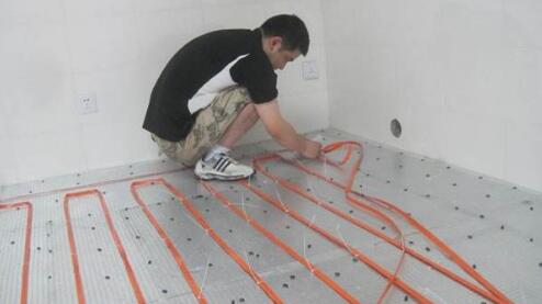 中原區水電暖維修公司-金豹水電暖安裝-鄭州舊房怎么安裝地暖