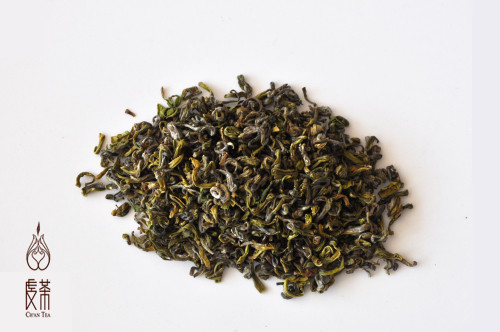 **綠茶**虔茶龍杉