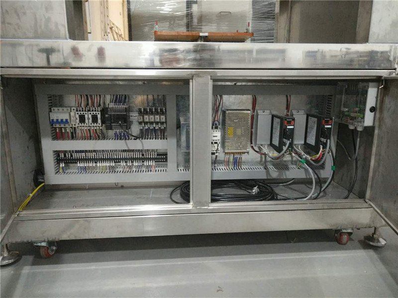 廣東浴缸噴釉機器人**供應|噴釉機