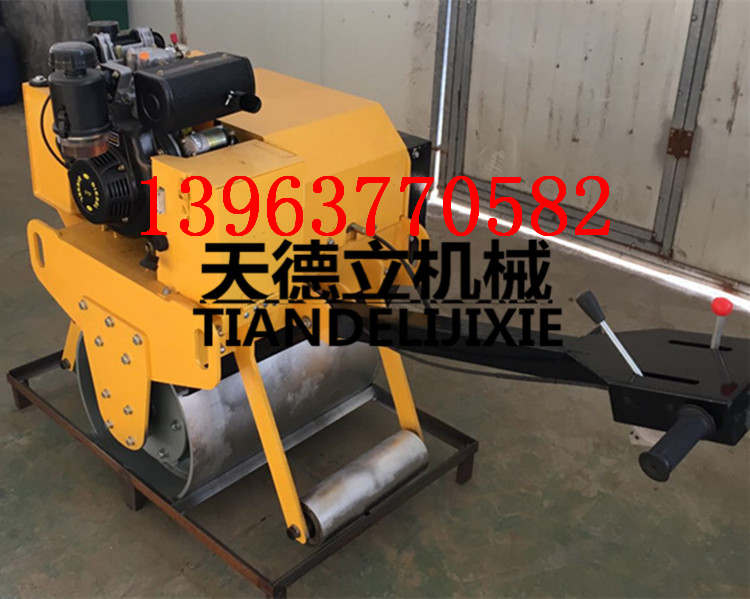 YL600C單輪柴油壓路機 路面填埋壓實機