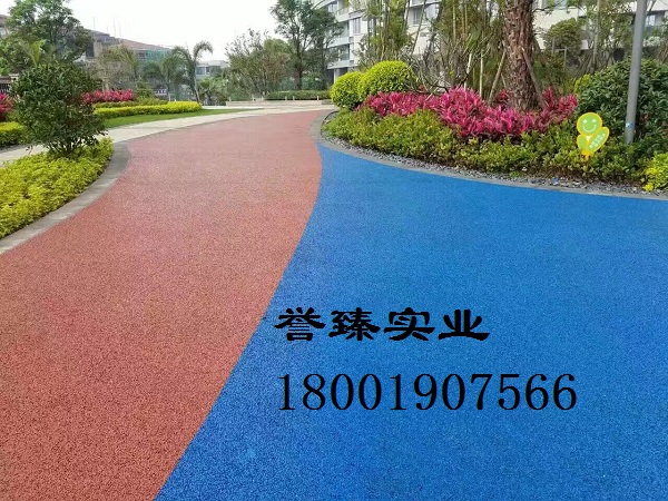 供應主題公園地面裝飾材料——彩色透水混凝土地坪鋪裝