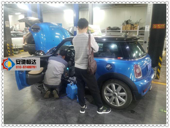 mini空調(diào)有異味是蒸發(fā)箱過臟導(dǎo)致的
