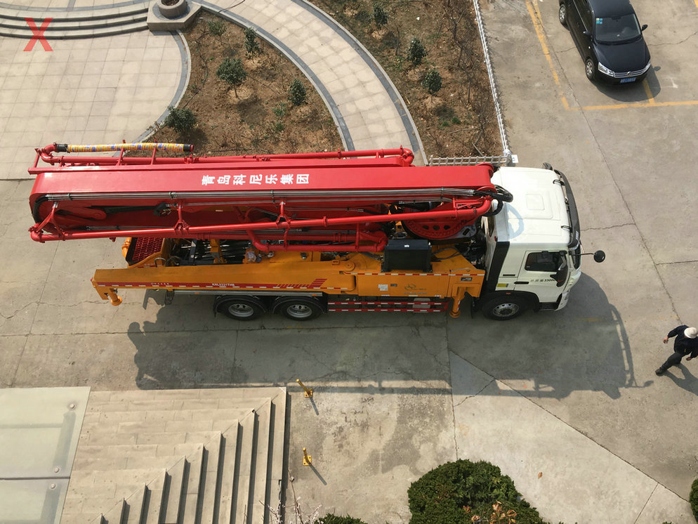 小型混凝土泵車，**科尼樂
