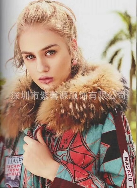 供應純羽絨服貨源**折扣女裝尾貨貨源**批發零庫存