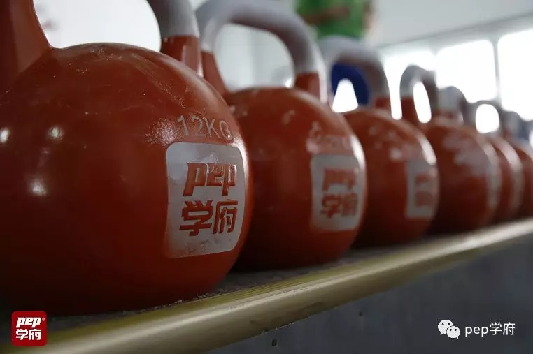青島健身教練培訓**，*的健身教練