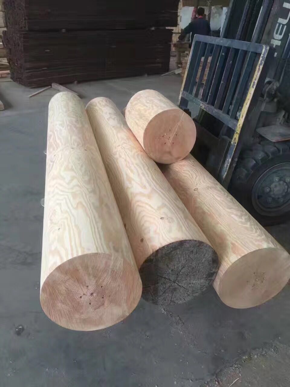 南方松板材  南方松防腐木定做料多少錢一方