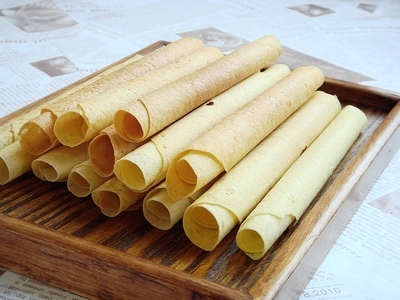 致富小機(jī)器-全自動(dòng)蛋花酥機(jī)供應(yīng)廠家