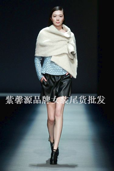 供應**折扣女裝尾貨貨源****質量