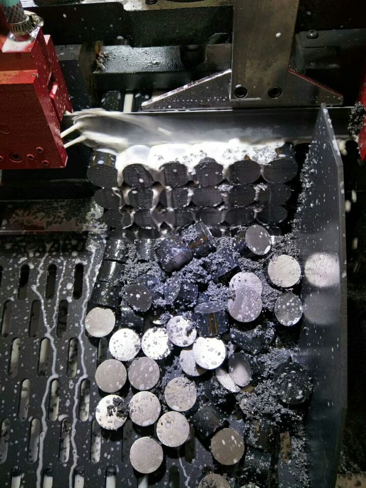 沈陽價位合理的寶石花帶鋸床哪里買，沈陽帶鋸床哪家好