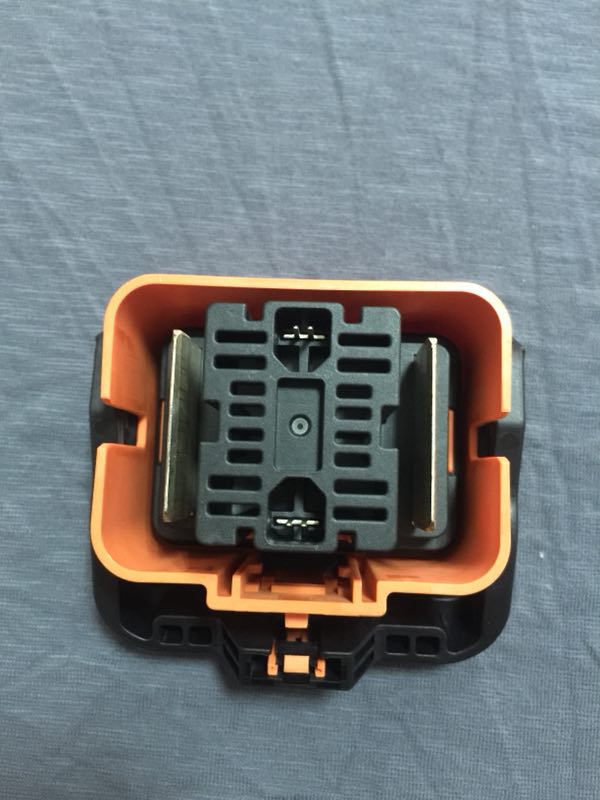 廣州**新能源汽車散熱水泵及電子扇批售——*節能汽車維修開關哪家好