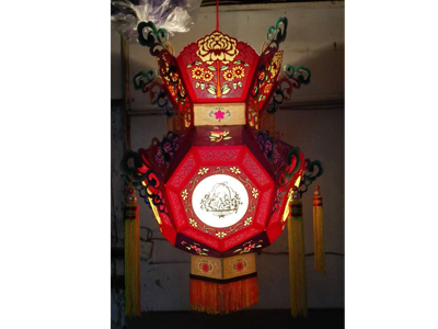 泉州中秋節(jié)花燈制作_林守明父子花燈藝坊_傳承彩燈千年文化