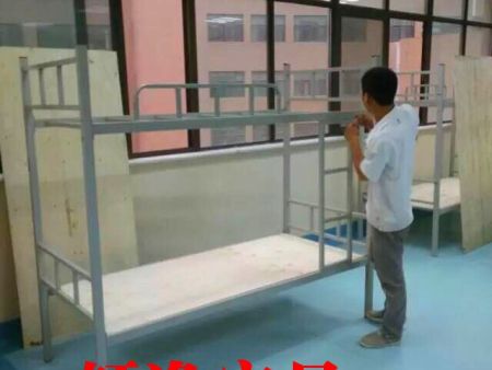 用戶滿意許昌課桌椅**-滎陽課桌椅報價