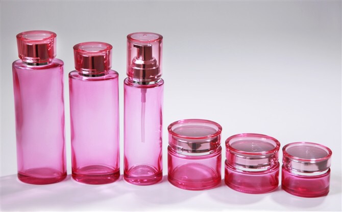 裝化妝品的小瓶子  化妝品噴瓶