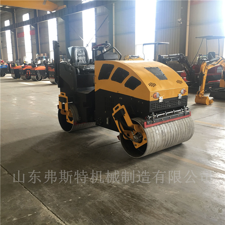 河南載人式壓路機多少錢 3噸全液壓壓路機****出售