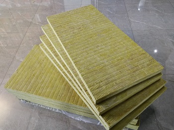 具有口碑的外墻保溫巖棉板供應(yīng)商當(dāng)屬華金盛保溫材料-商丘外墻保溫巖棉板廠家