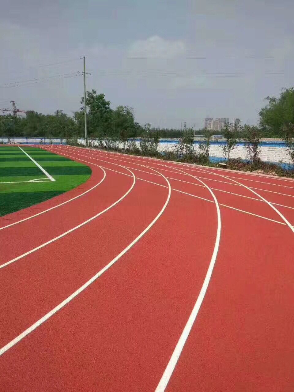 廣西丙烯酸田徑運動場施工-哪里能買到實惠的惠州丙烯酸球場