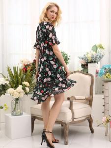 供應服裝尾貨**女裝 折扣女裝尾貨走份**批發(fā)